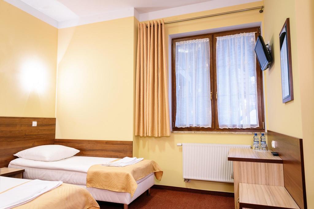 Vera Hotell Sulechów Exteriör bild