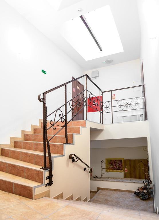 Vera Hotell Sulechów Exteriör bild